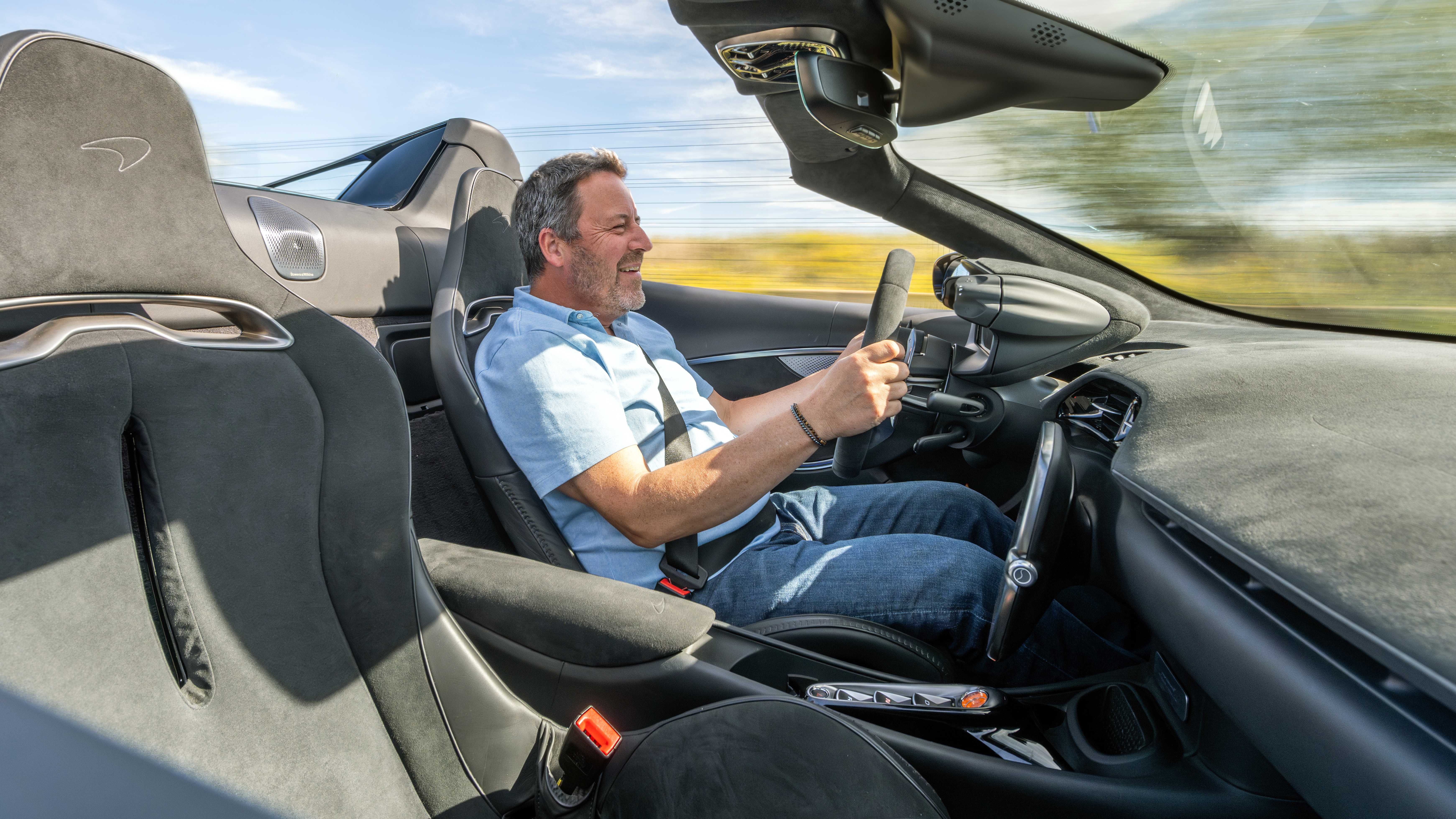 McLaren Artura Spider