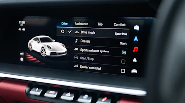 Porsche 911 Carrera (992.2) – infotainment