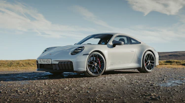 Porsche 911 Carrera GTS T-Hybrid – front