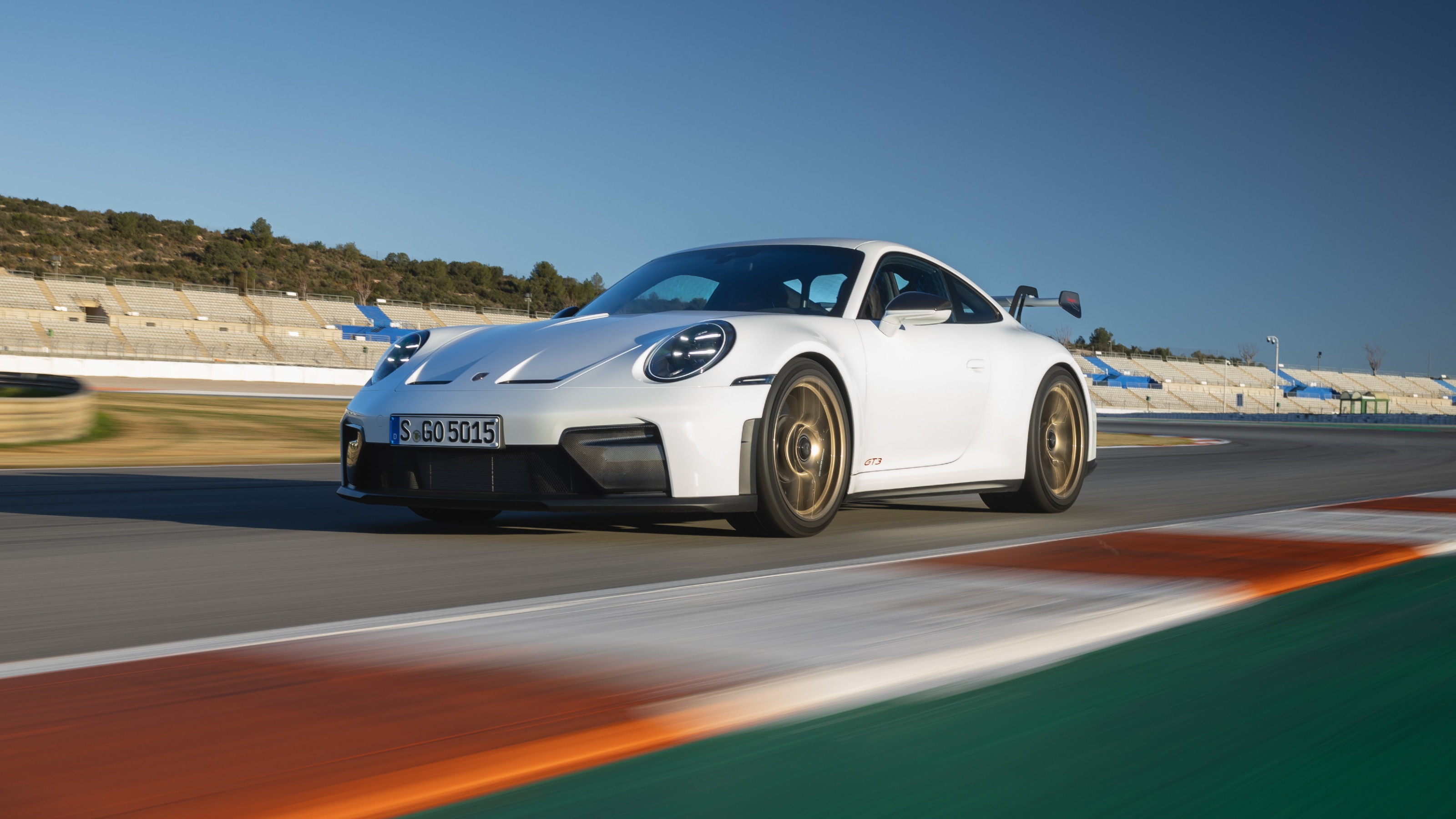 2025 Porsche 911 GT3 front