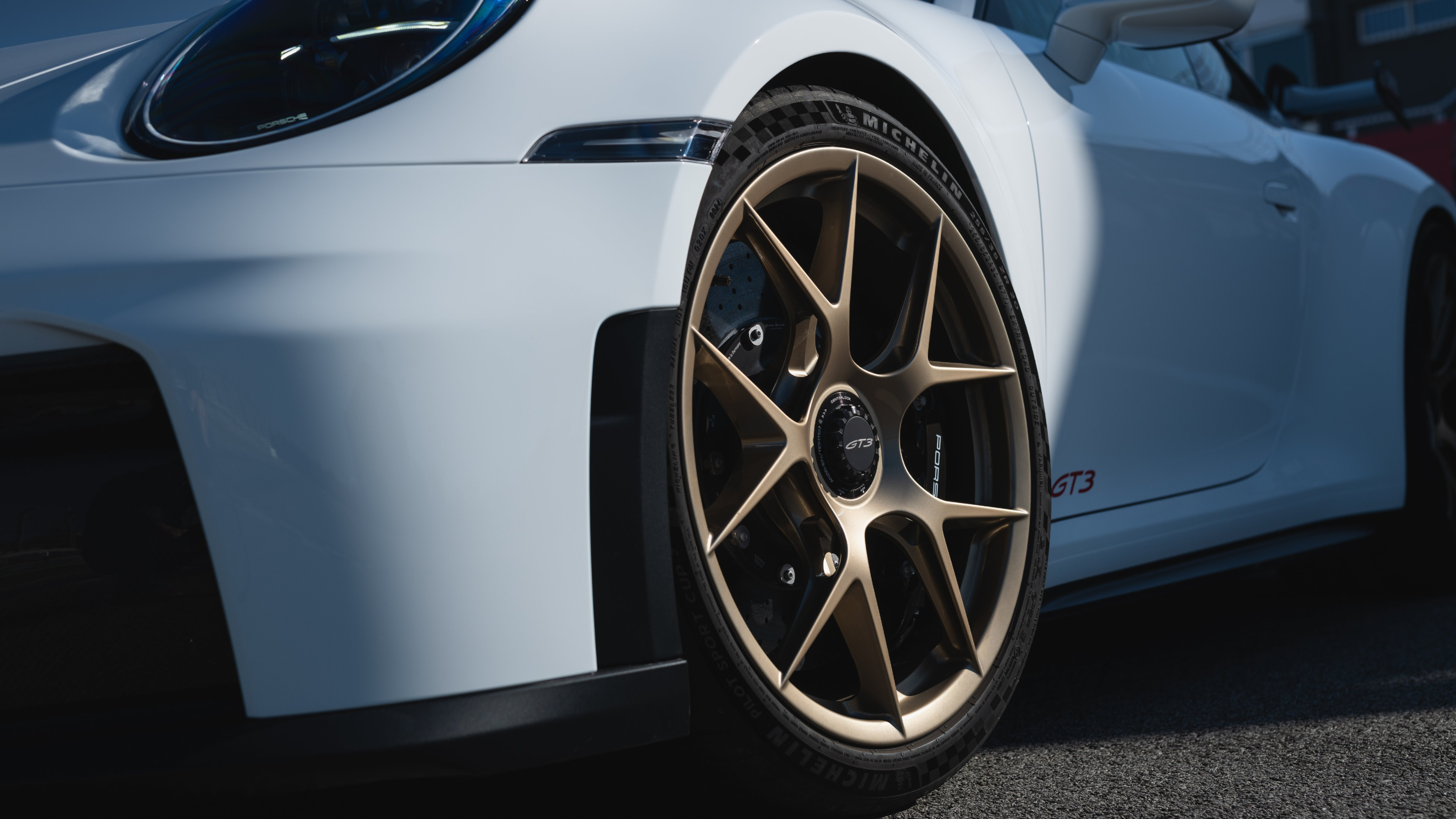 2025 Porsche 911 GT3 wheels
