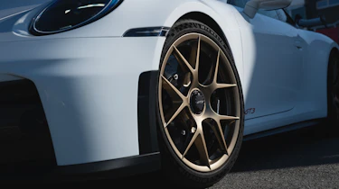 2025 Porsche 911 GT3 wheels