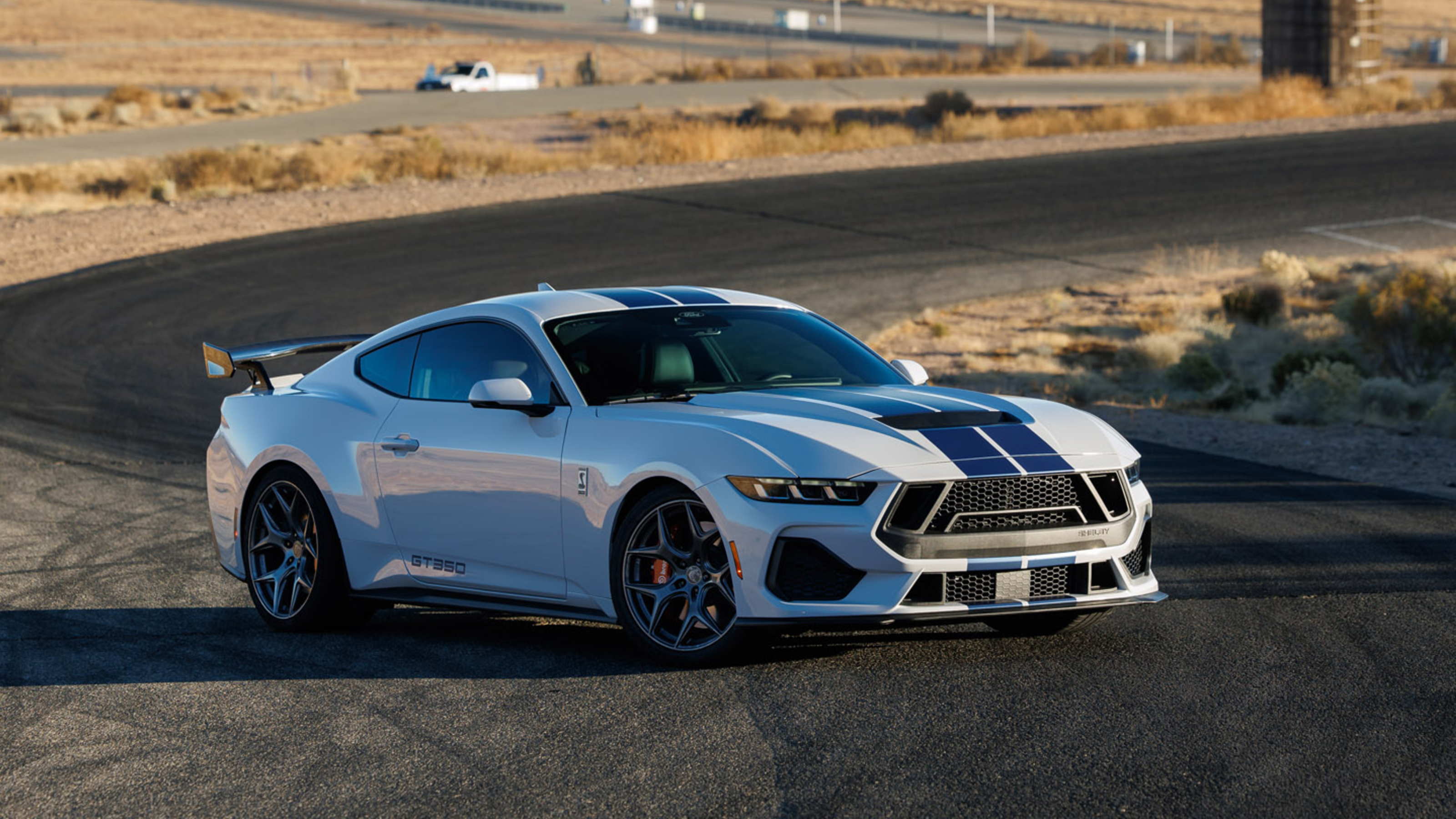 2025 Shelby Mustang GT350 front
