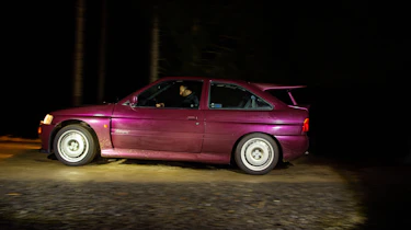 Ford Escort RS Cosworth side