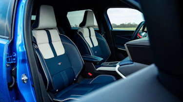 Alpine A290 – seats