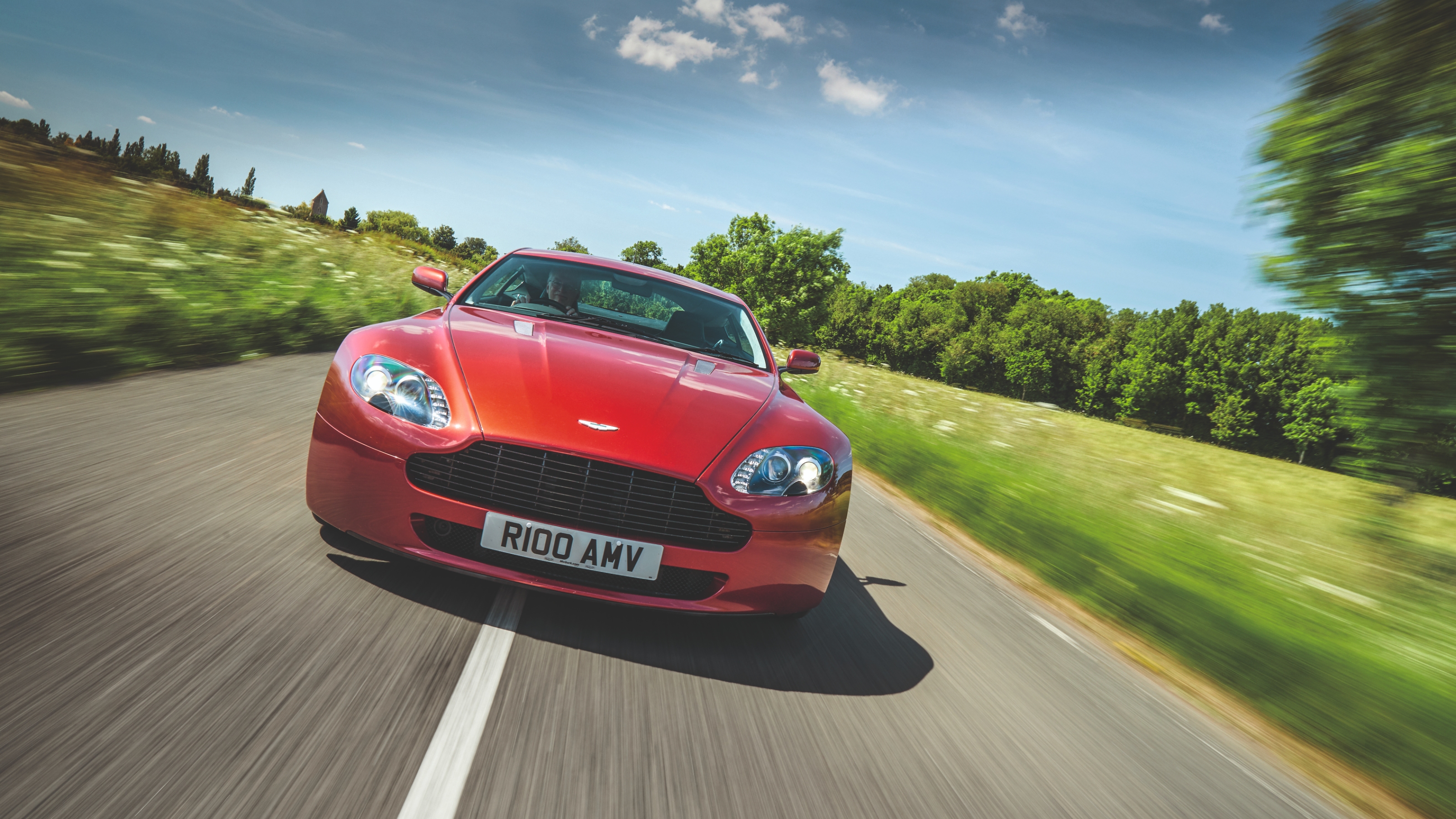 Aston Martin V8 Vantage front