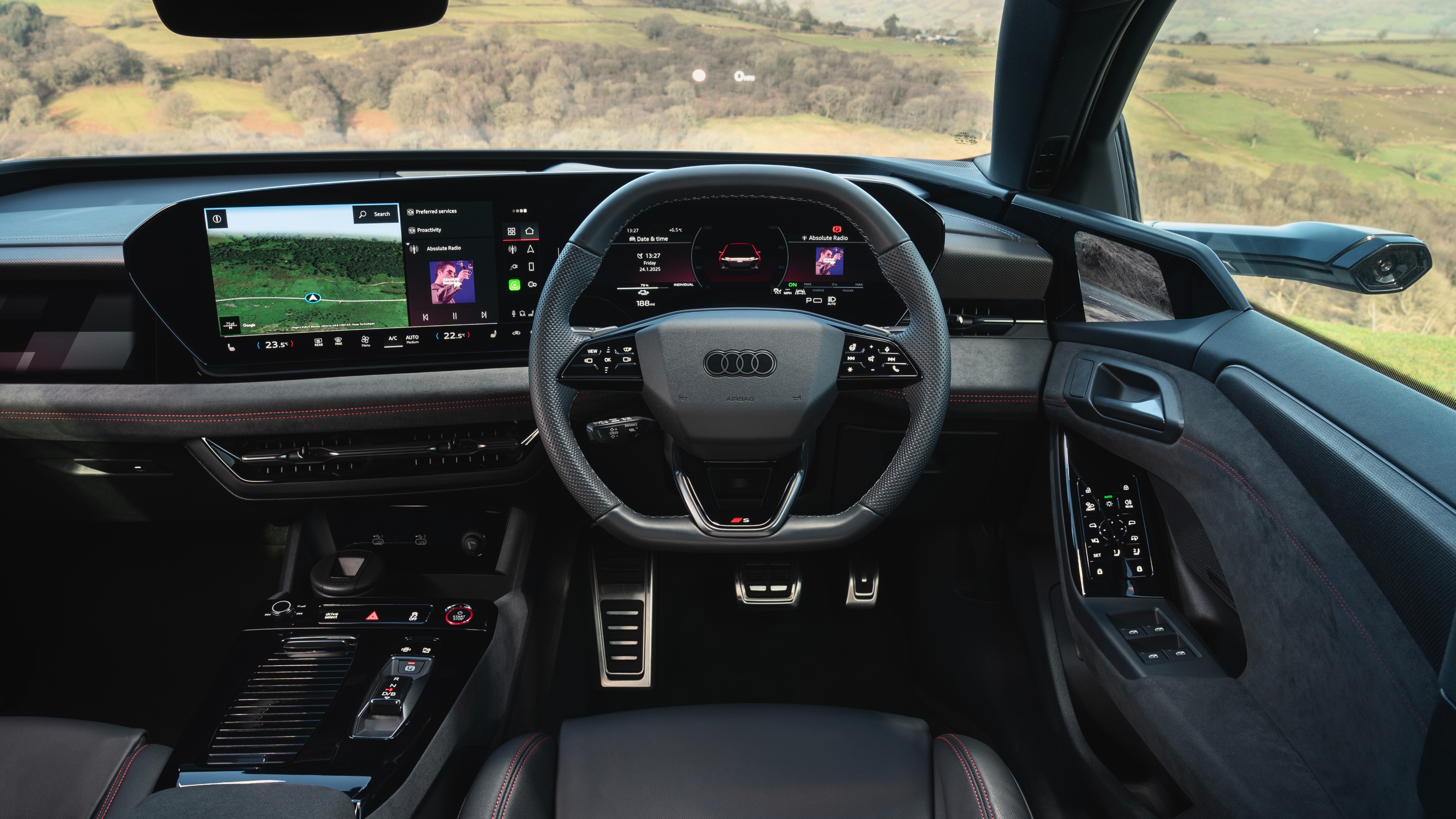 Audi S6 e-tron interior