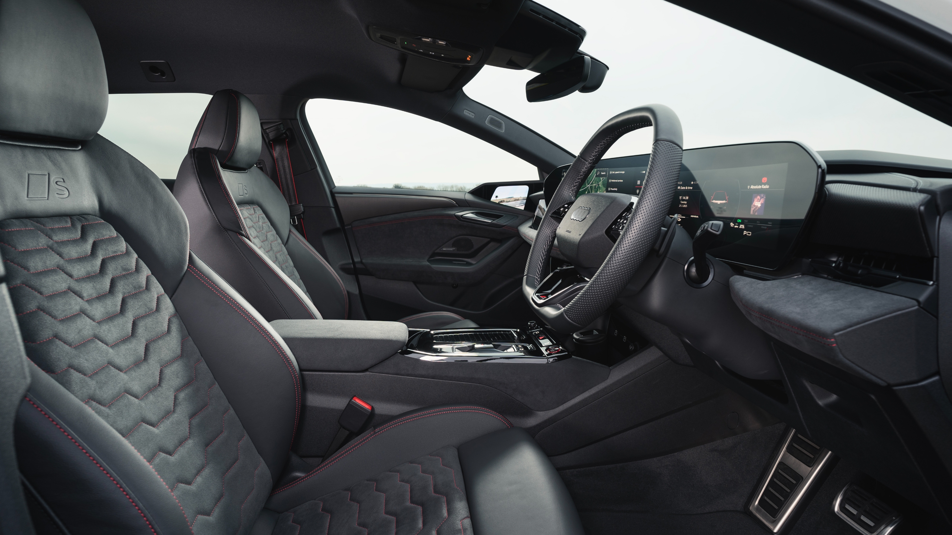 Audi S6 e-tron interior