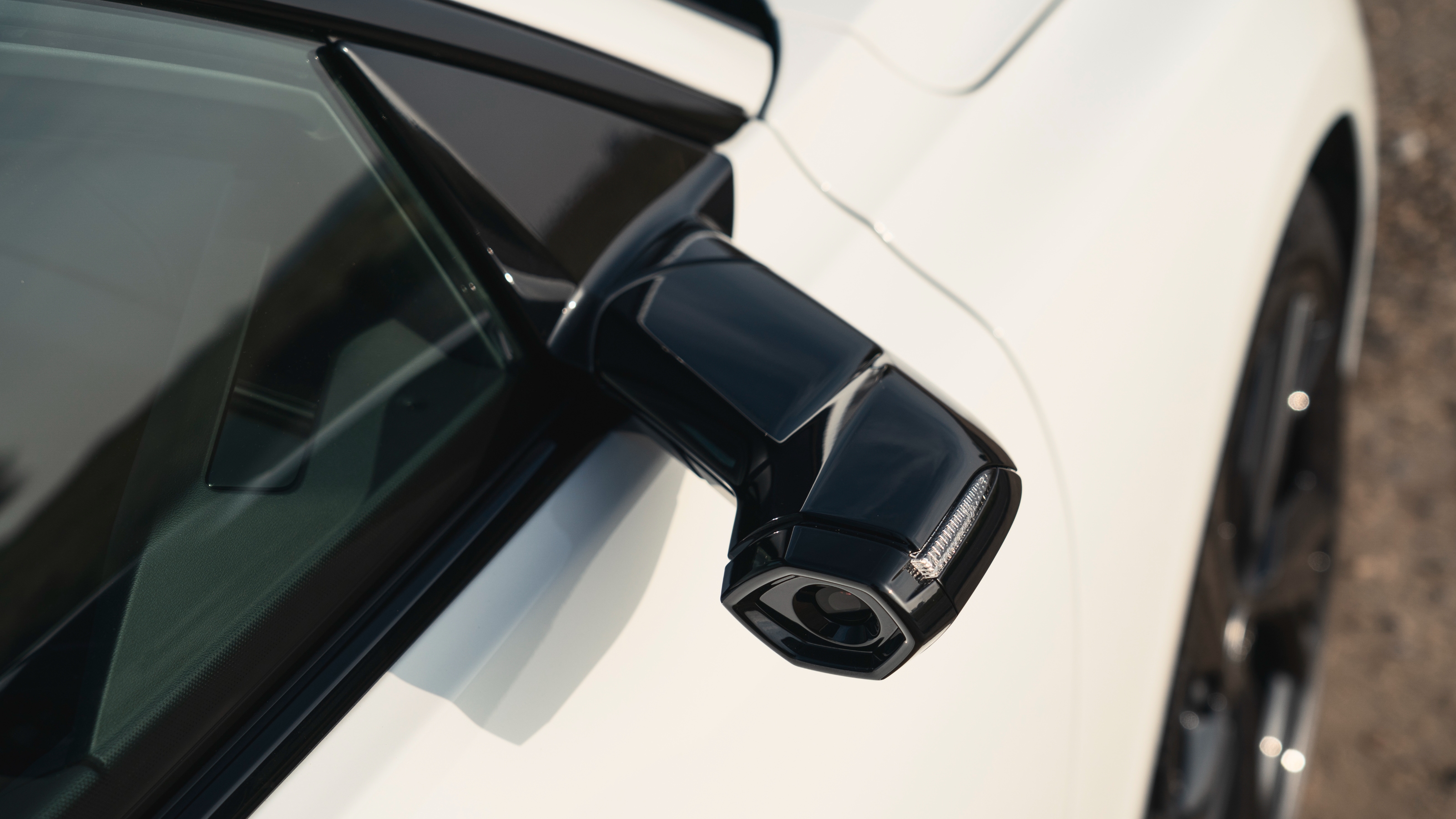 Audi S6 e-tron mirror