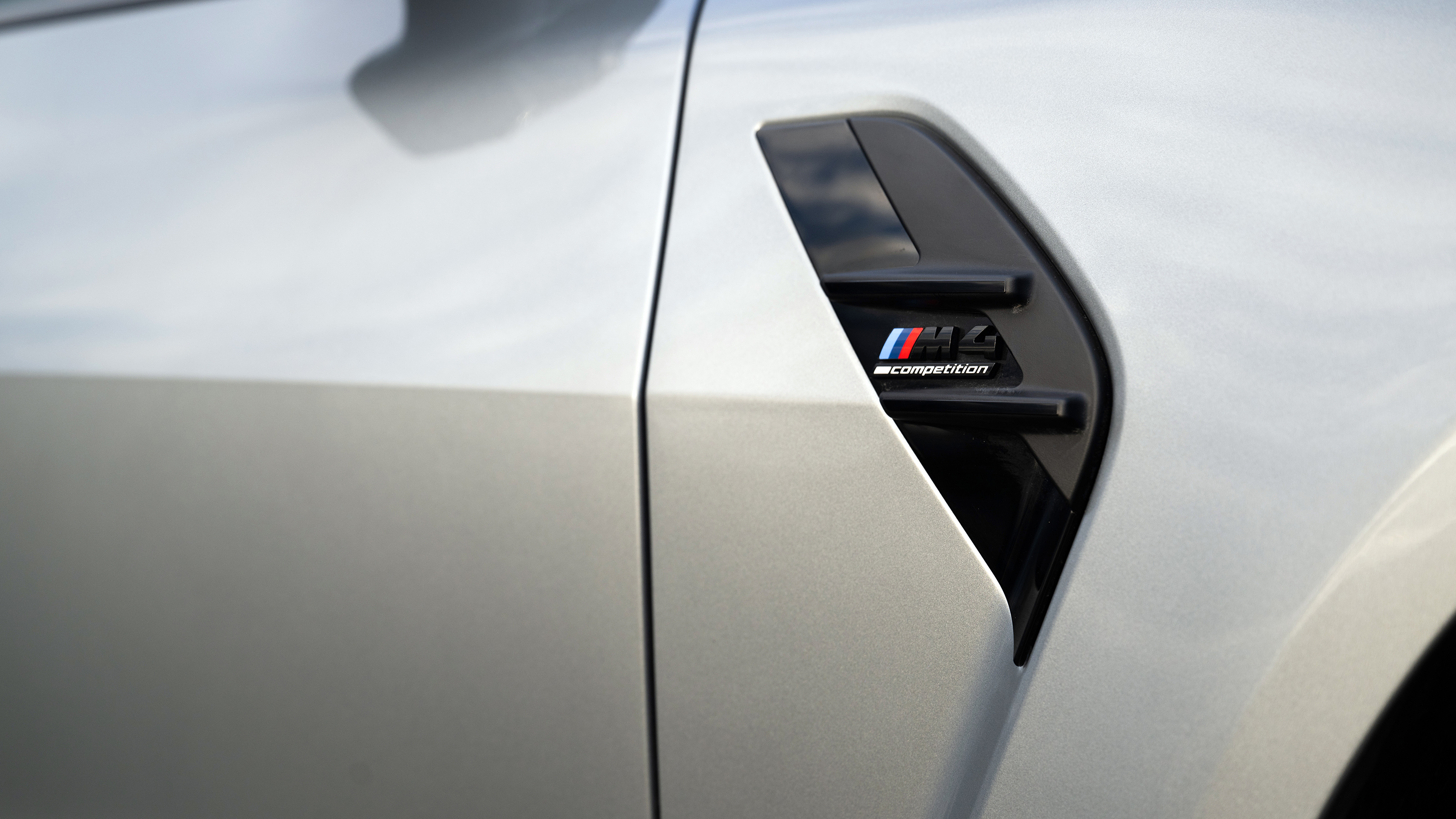 BMW M4 – side vent