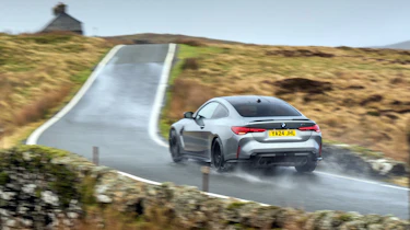 BMW M4 – rear
