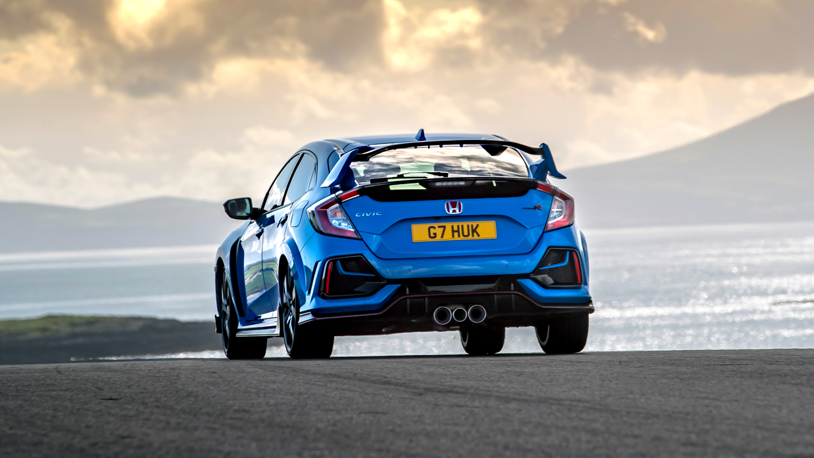Honda Civic Type R FK8 rear