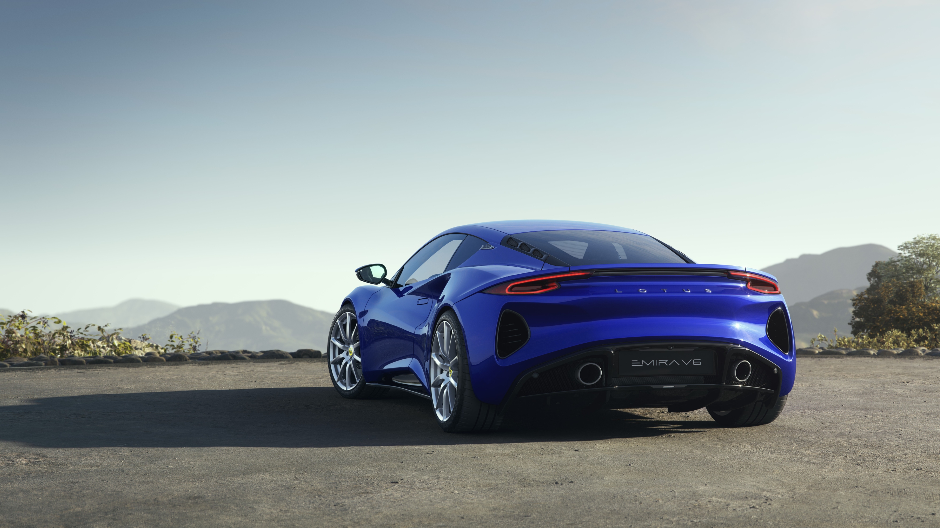 Lotus Emira Turbo