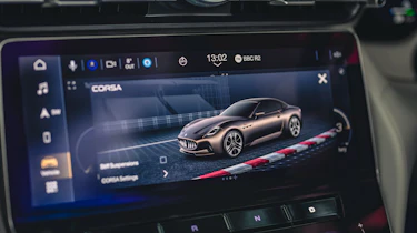 Maserati GranCabrio Folgore interior