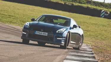Nissan GT-R