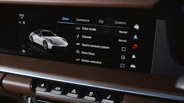 Porsche 911 Targa 4 GTS – infotainment