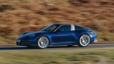 Porsche 911 Targa 4 GTS – side