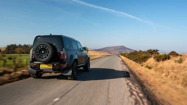 Land Rover Defender Octa rear