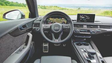 Audi S4 B9 interior