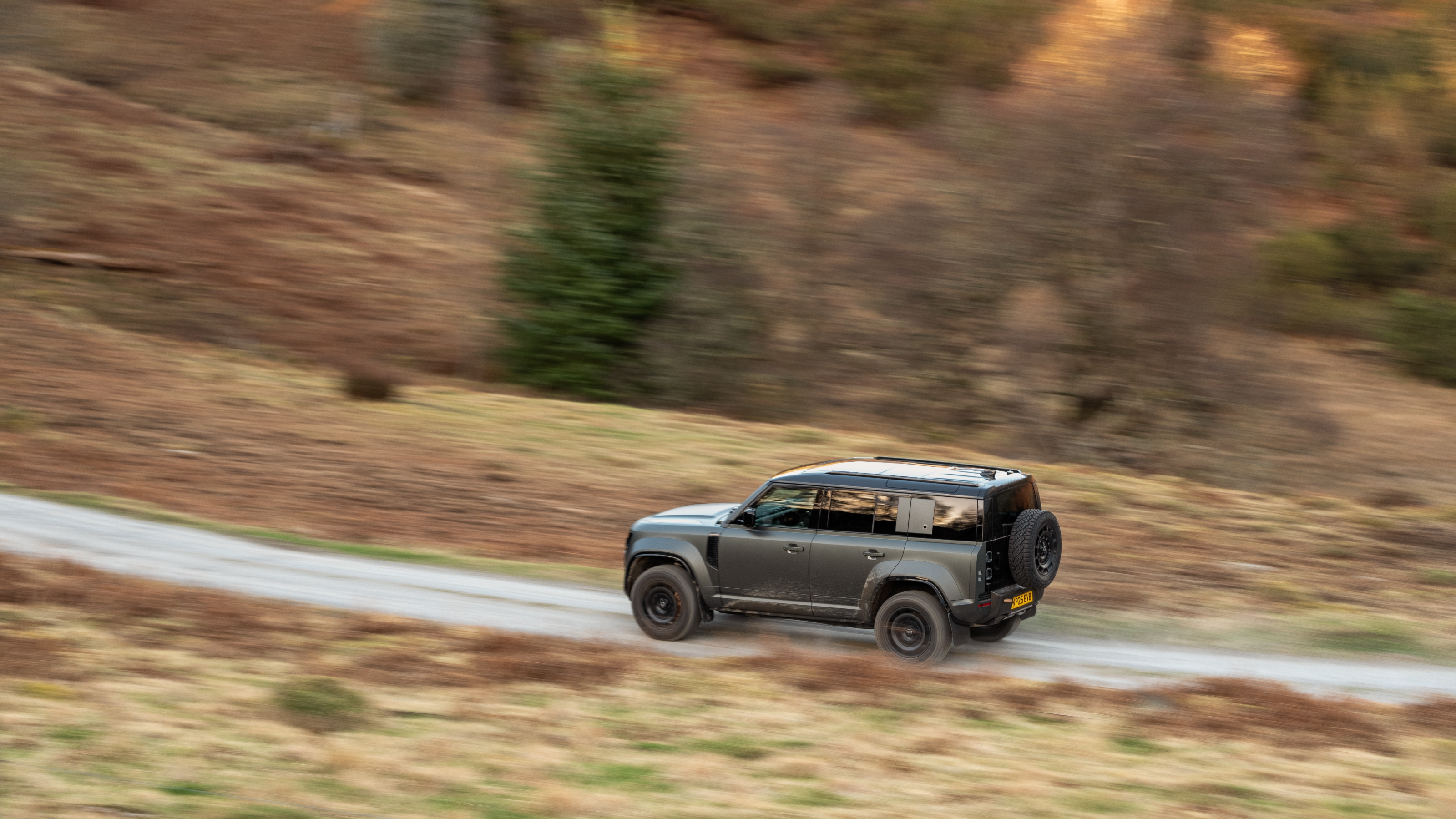Land Rover Defender Octa rear