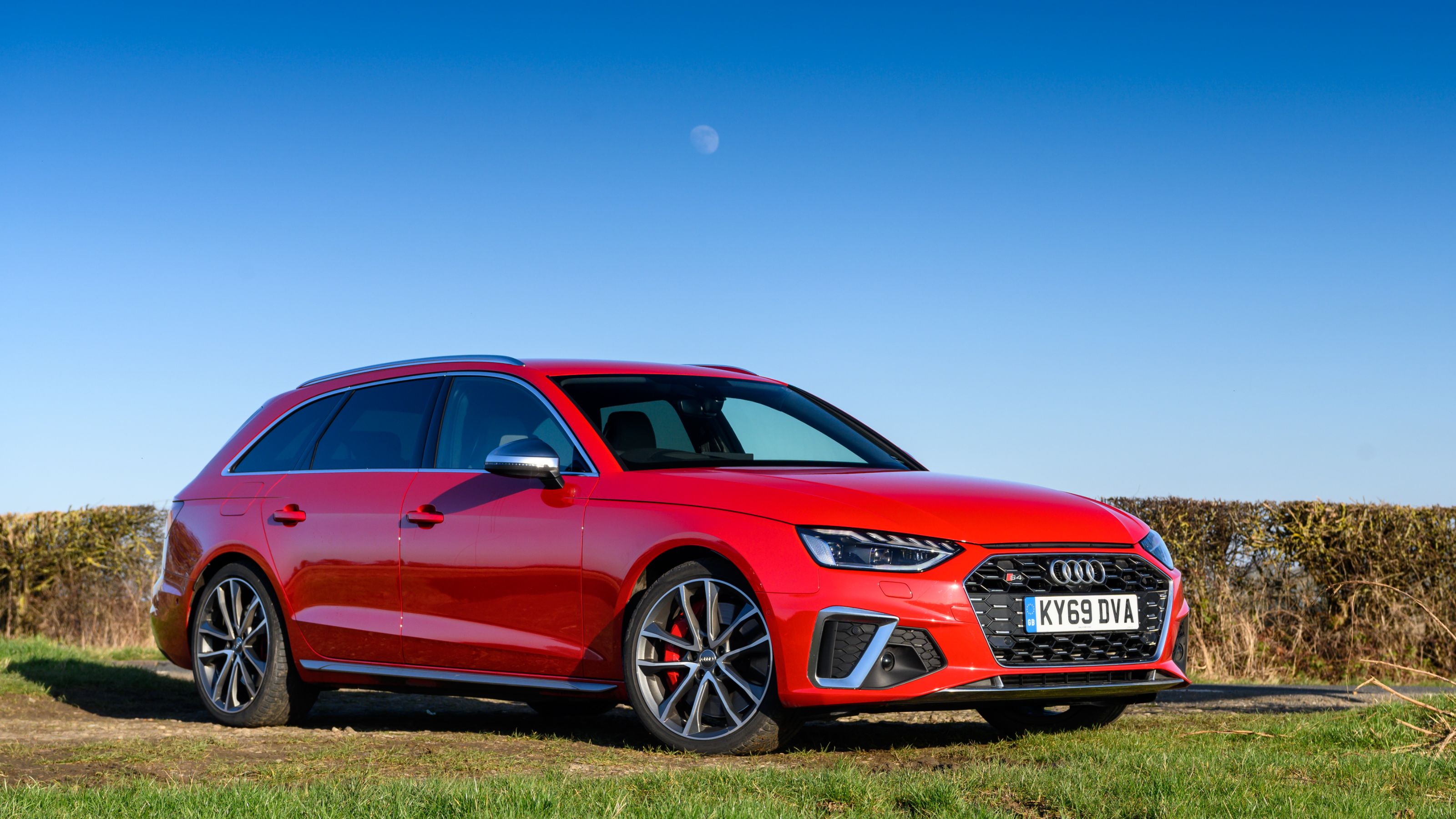 Audi S4 B9 Avant front