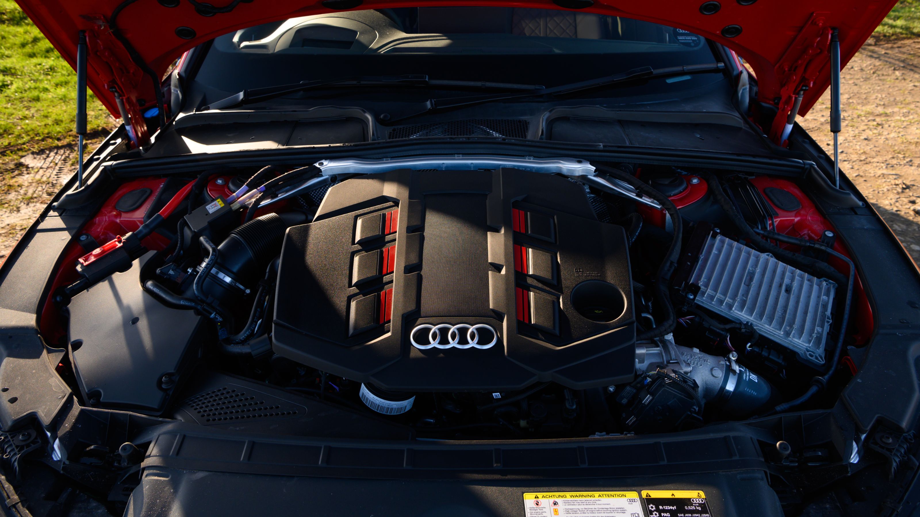Audi S4 B9 diesel engine