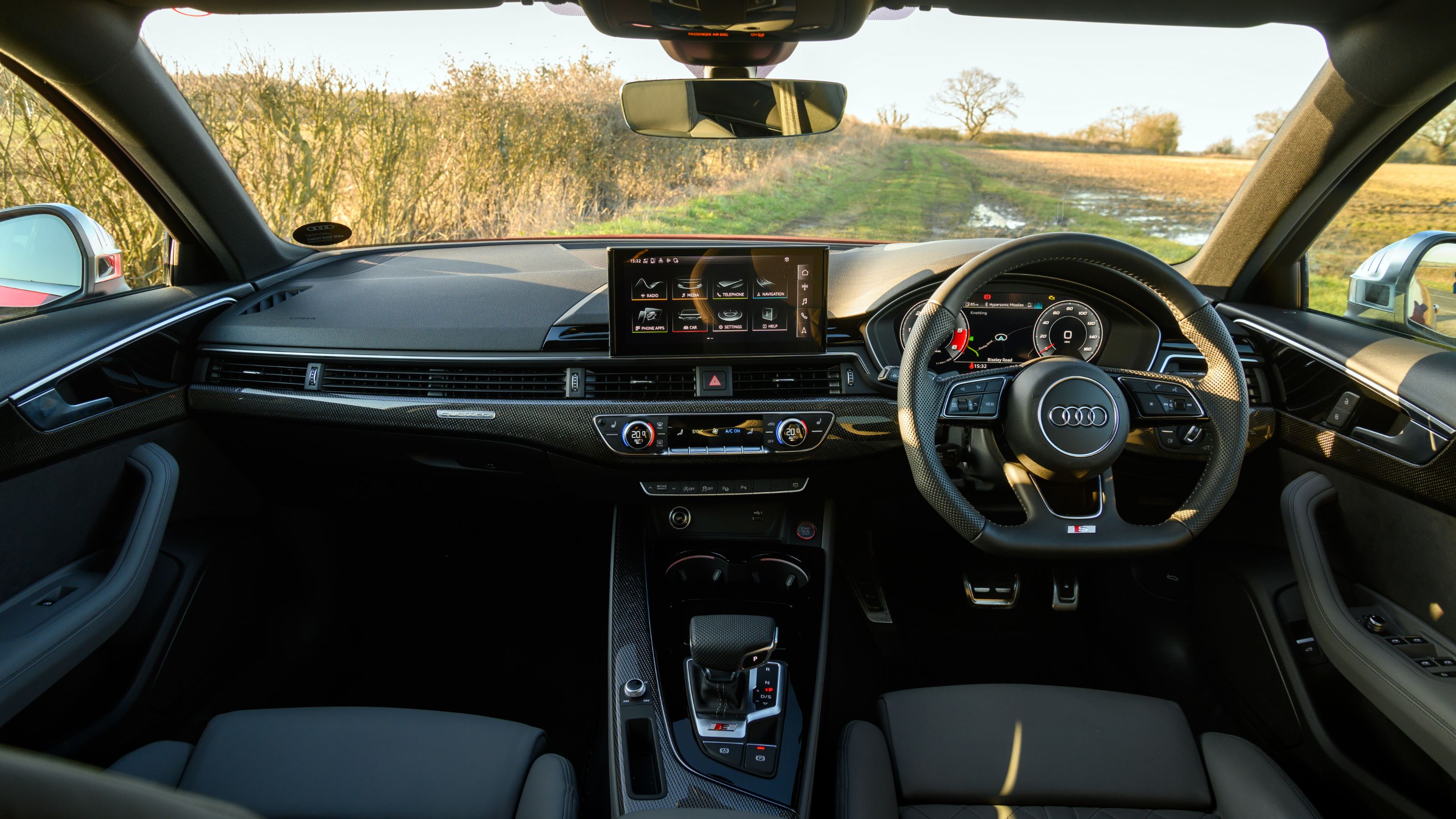 Audi S4 B9 interior