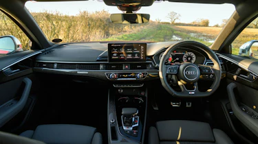 Audi S4 B9 interior