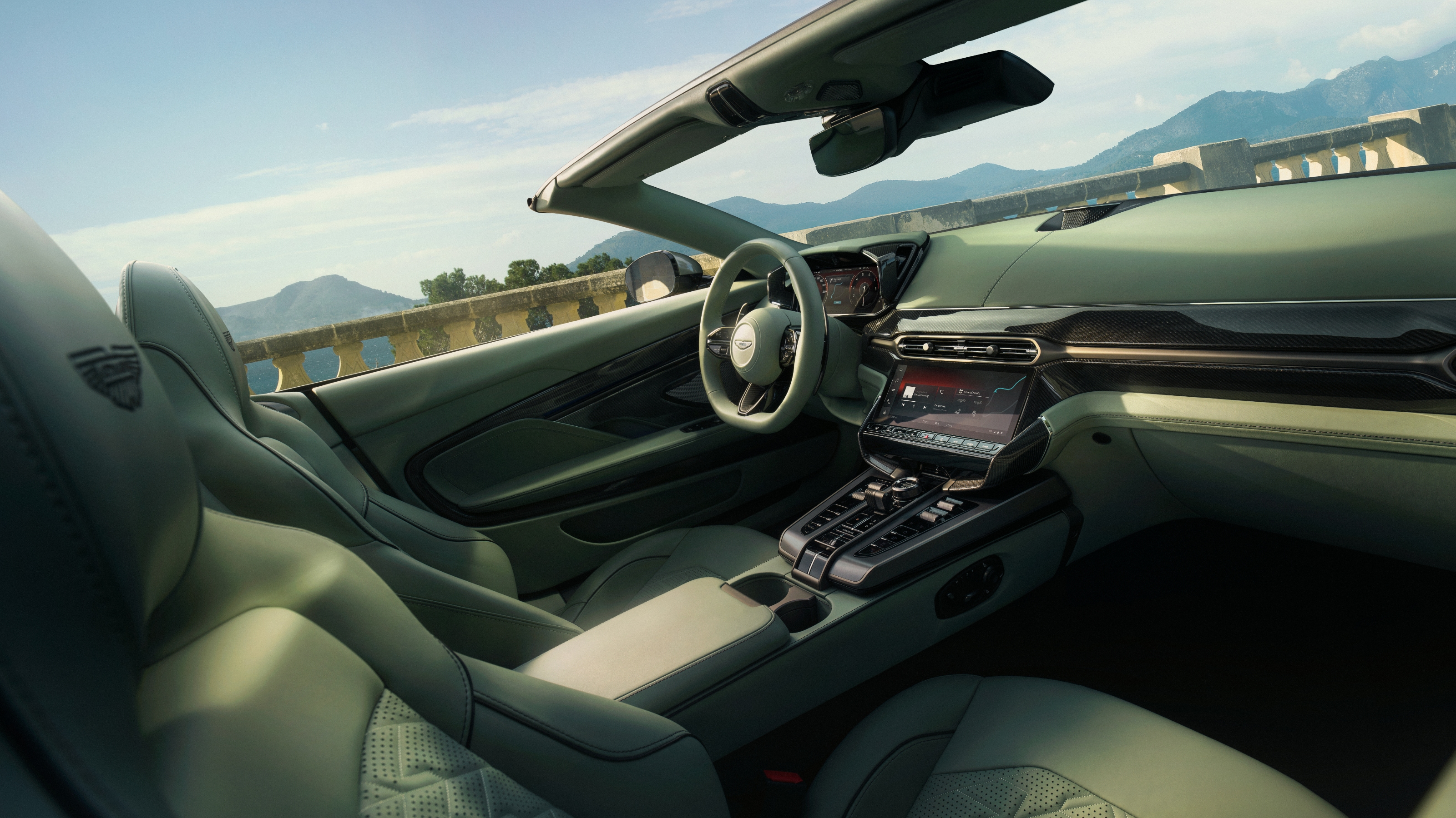 Aston Martin Vanquish Volante interior
