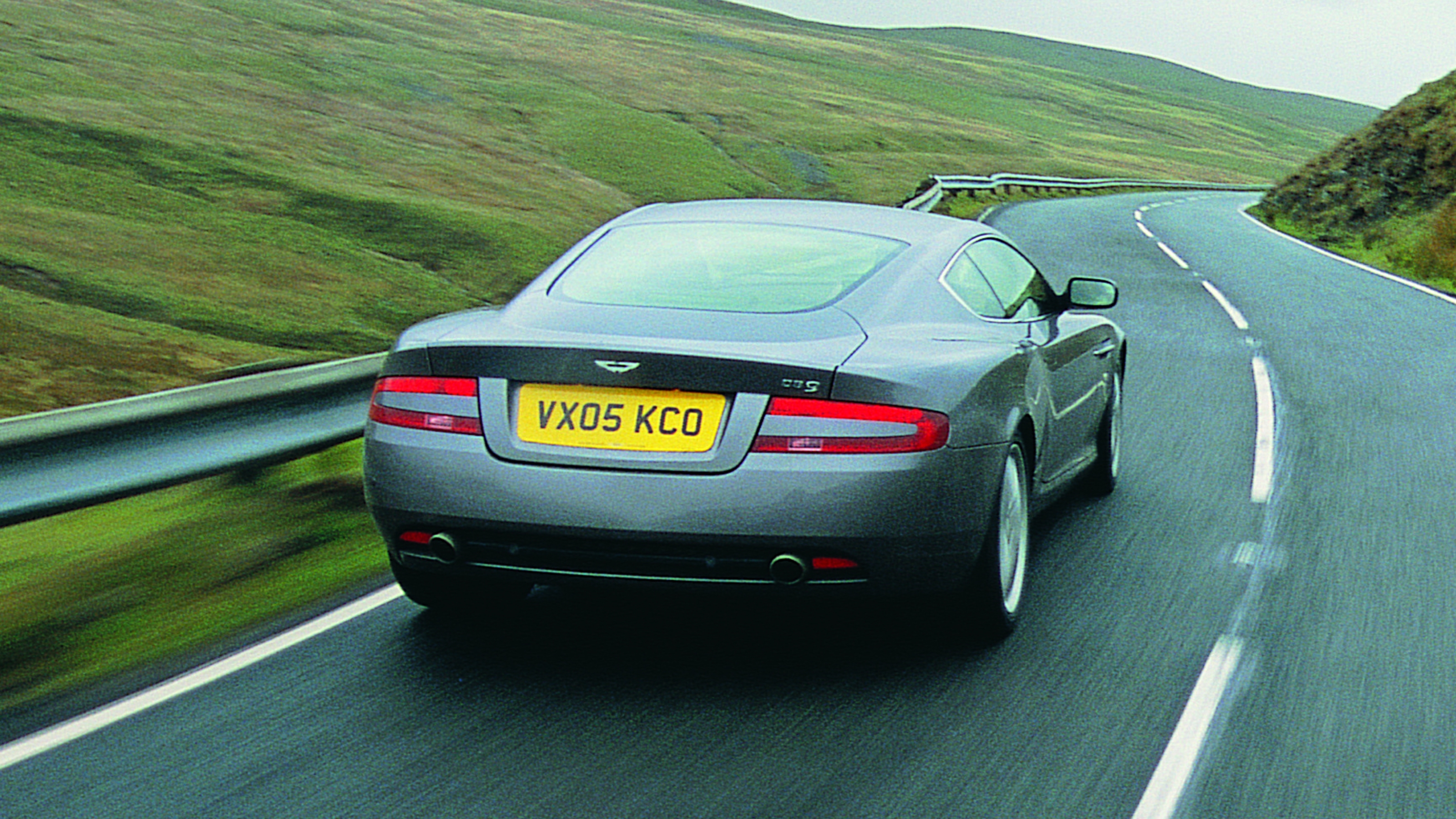 Aston Martin DB9 rear