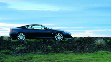 Aston Martin DB9 side
