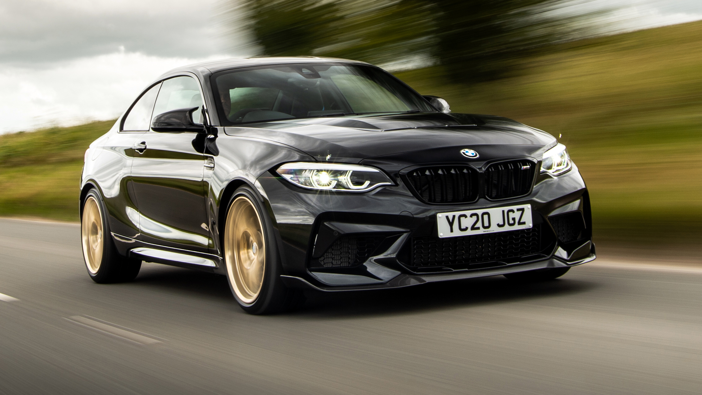 BMW M2 CS