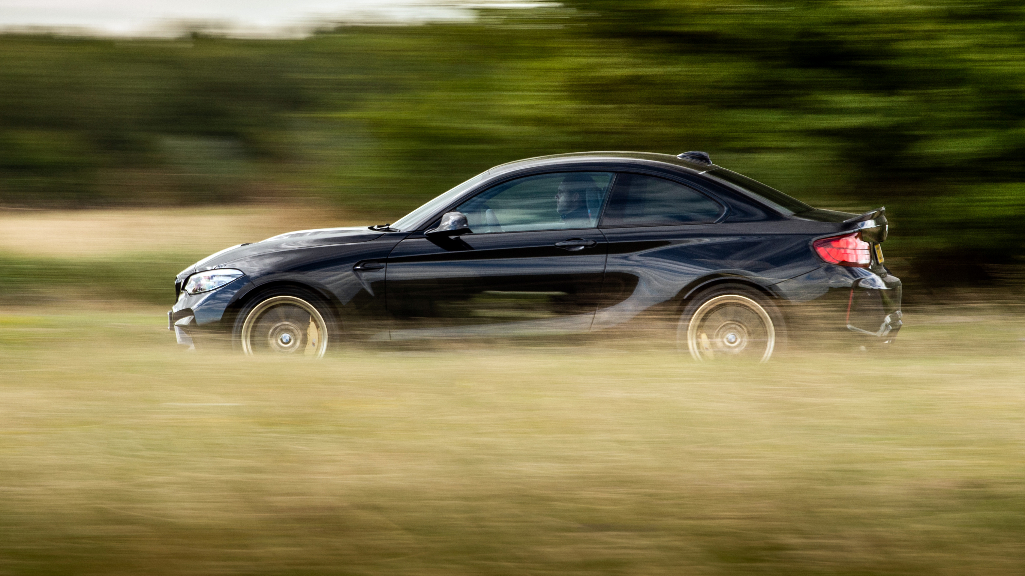 BMW M2 CS