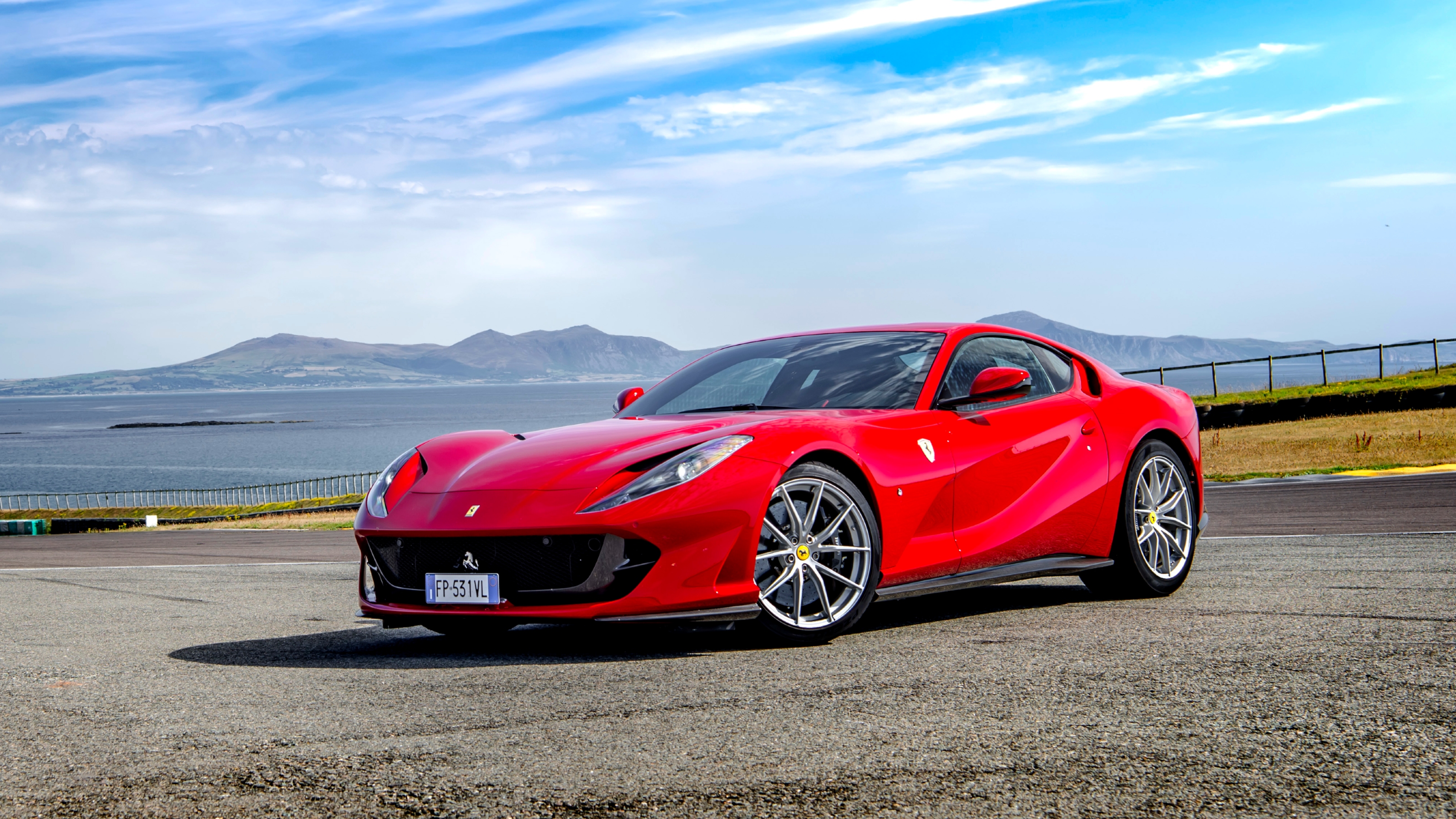 Ferrari 812 Superfast front