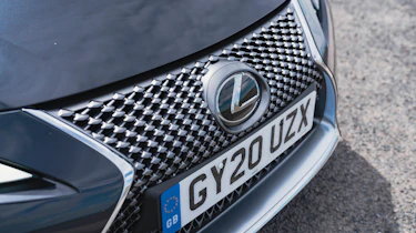 Lexus LC500 – front