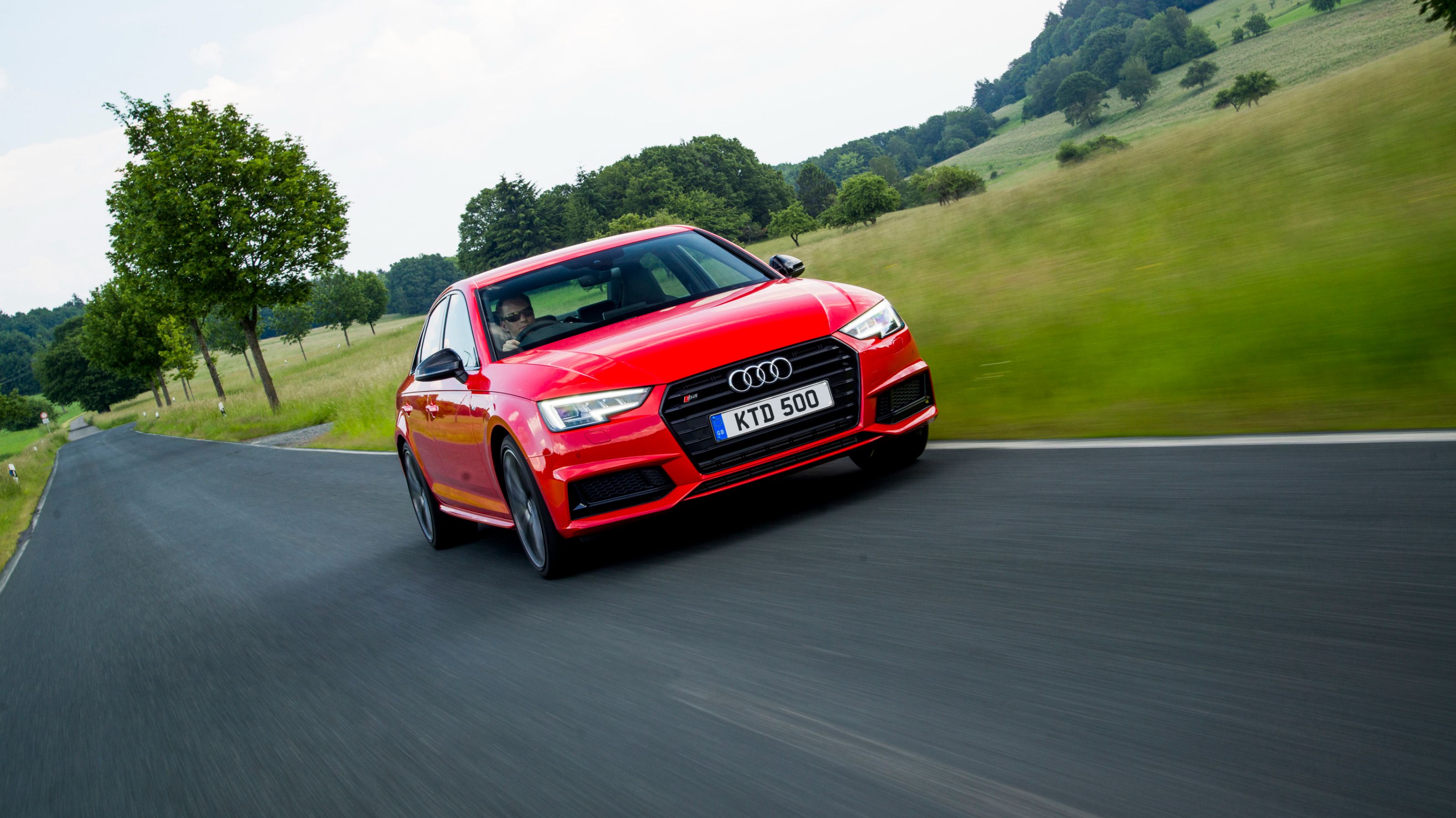 Audi S4 B9 front