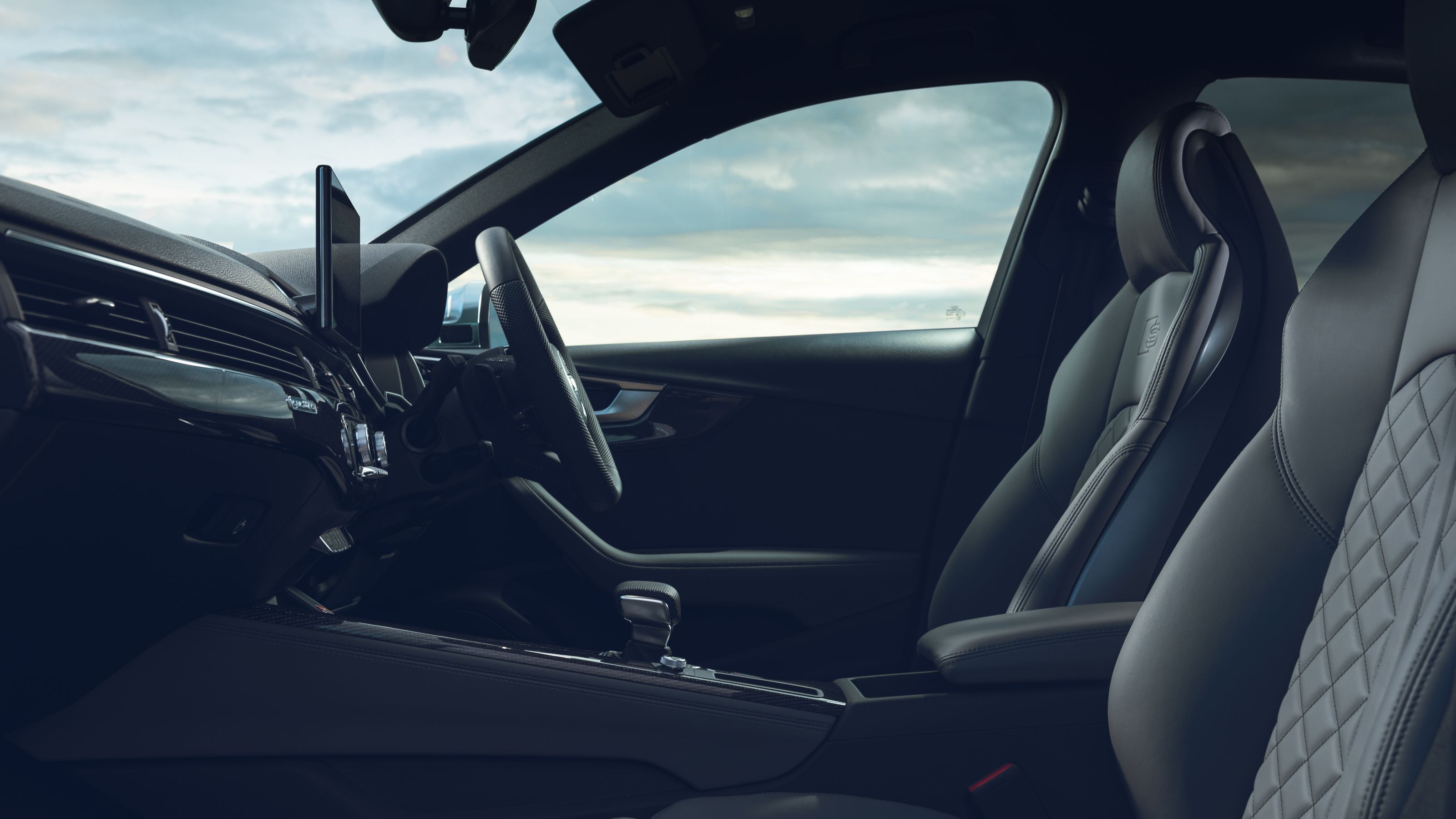 Audi S4 B9 interior