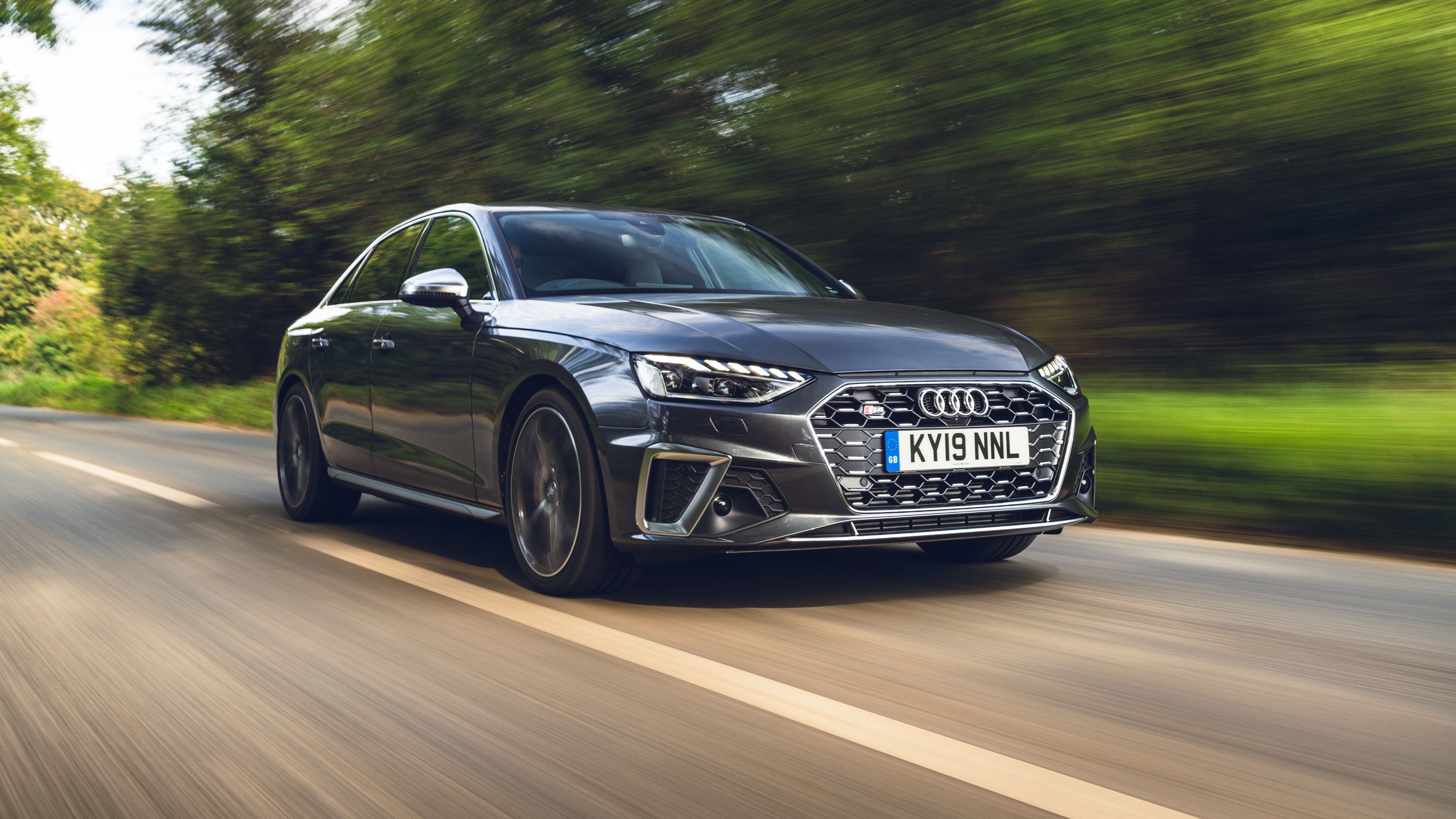 Audi S4 B9 front