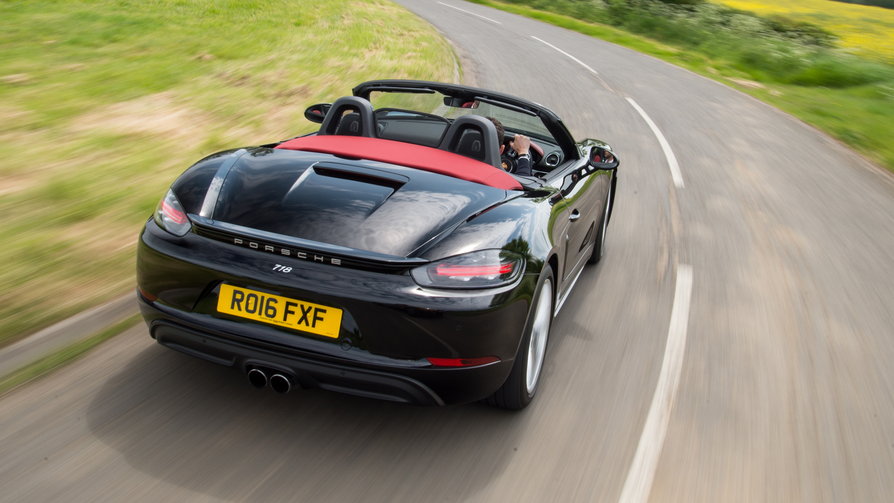Porsche 718 Boxster 
