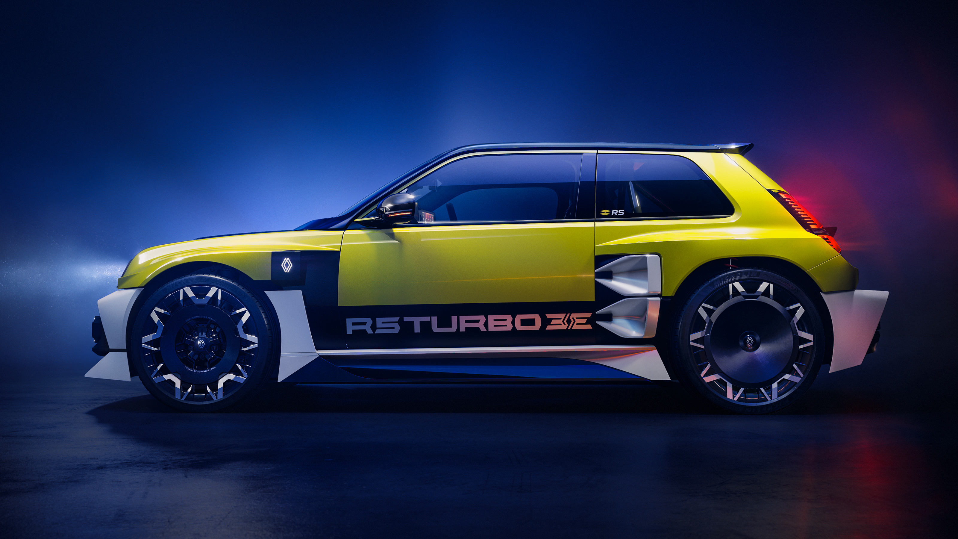 Renault 5 Turbo 3E – side
