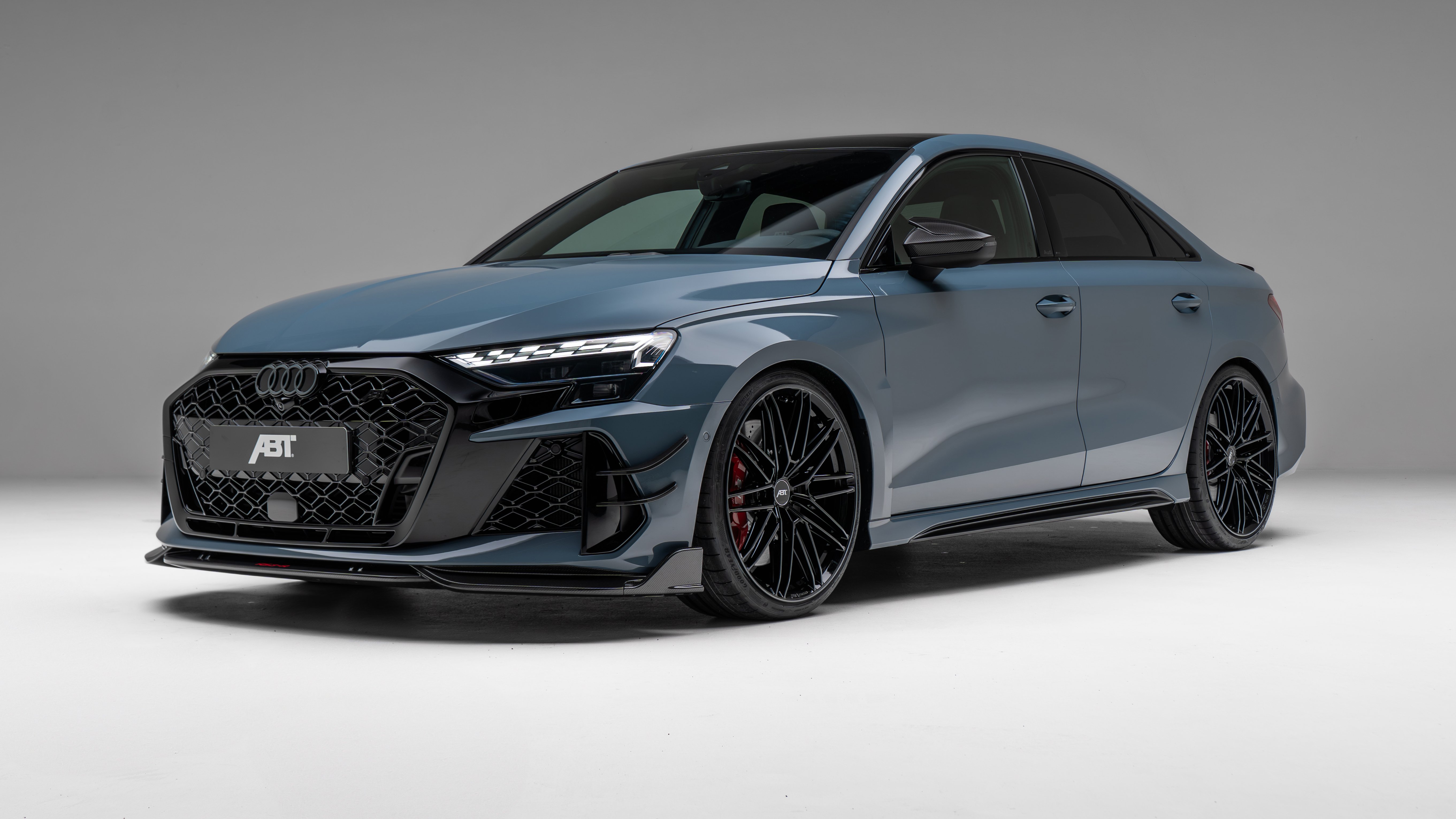 Audi RS3 R