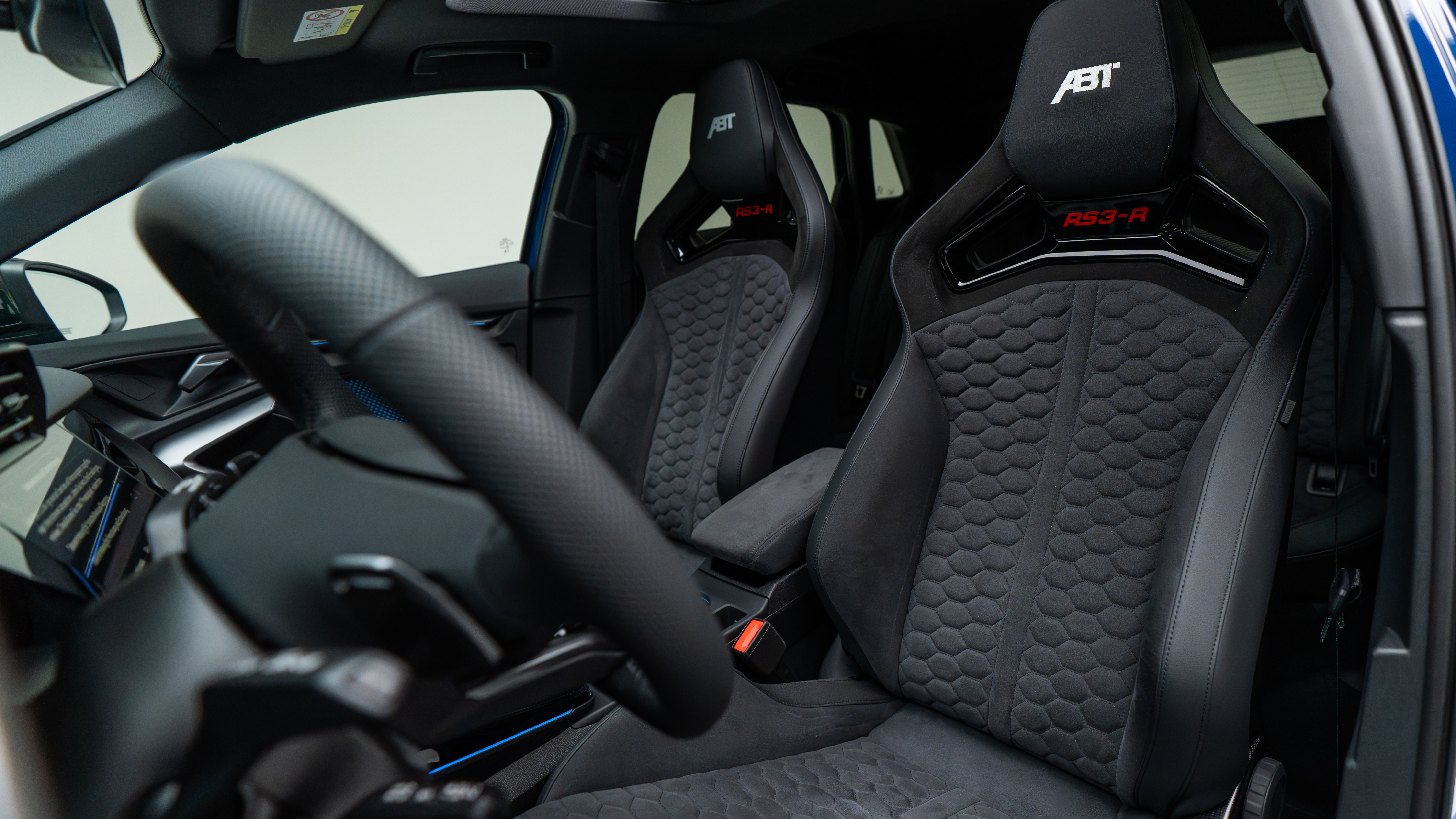 Audi RS3 R