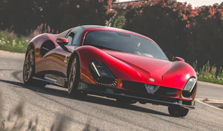 Alfa Romeo 33 Stradale front