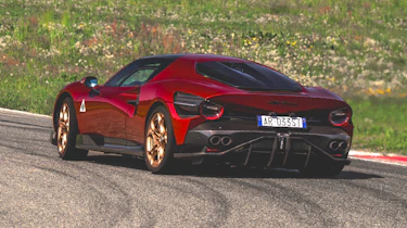 Alfa Romeo 33 Stradale – rear