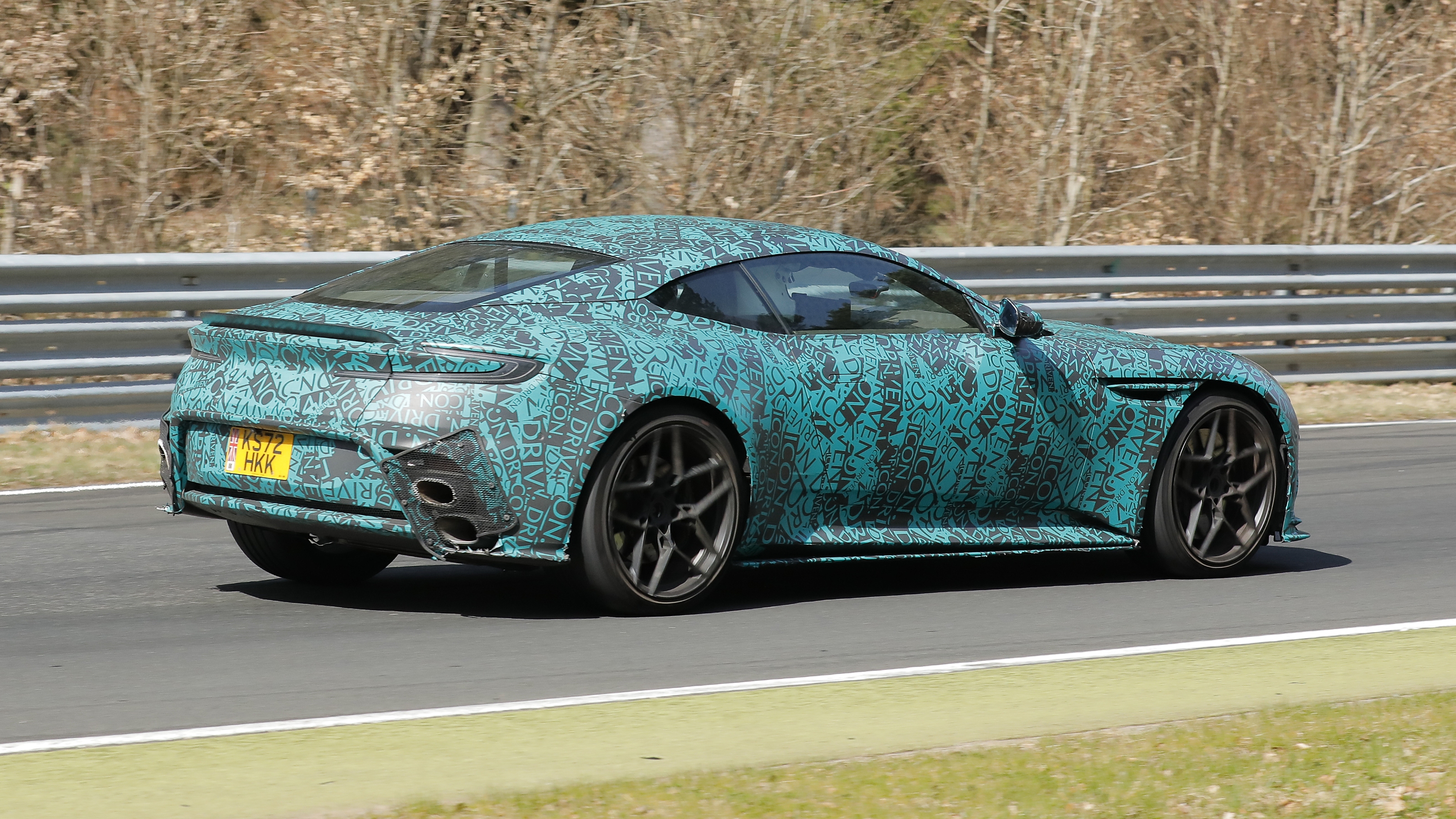 Aston Martin DB12 2026 – rear
