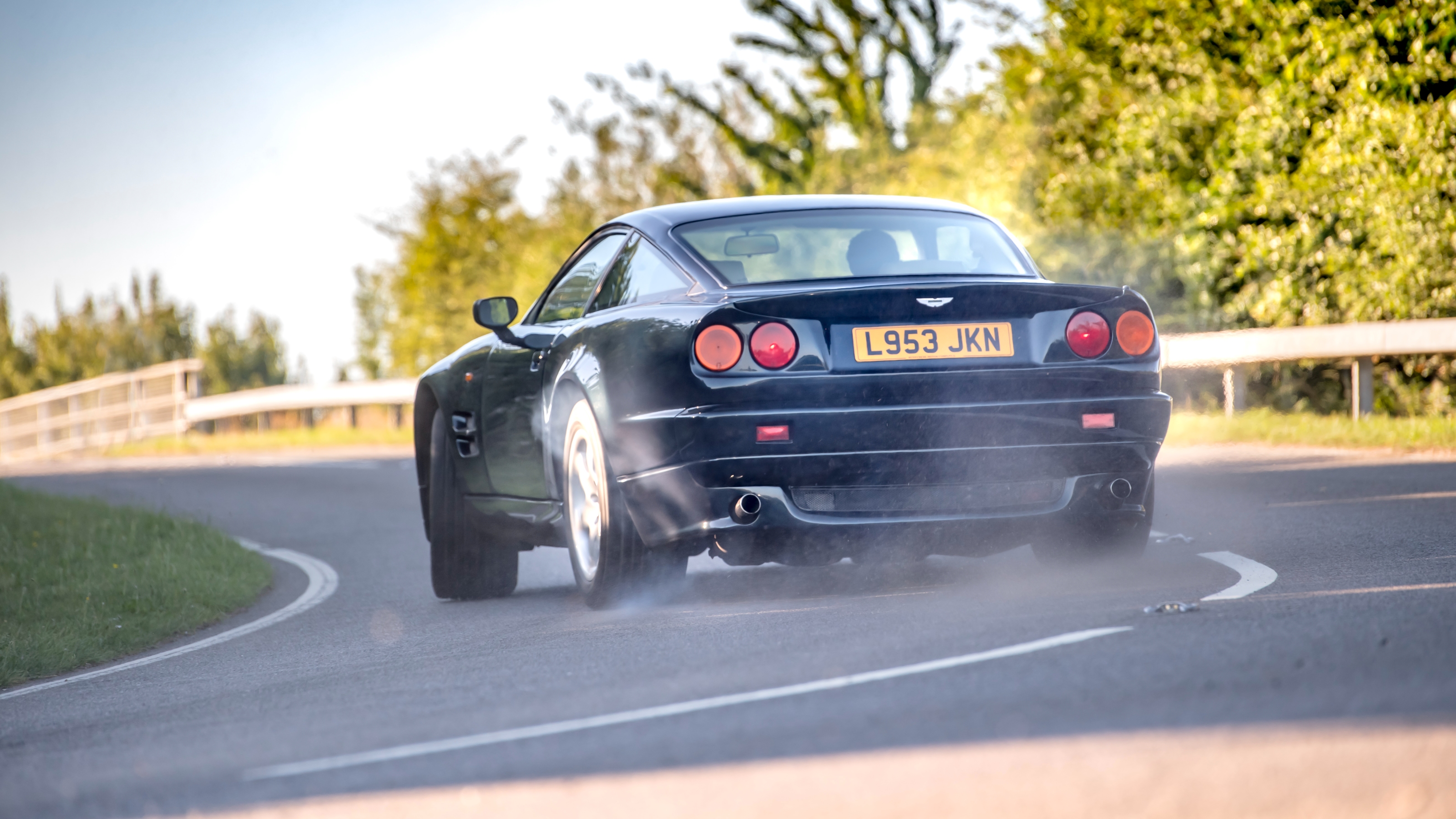 Aston Martin Vantage V550 – rear