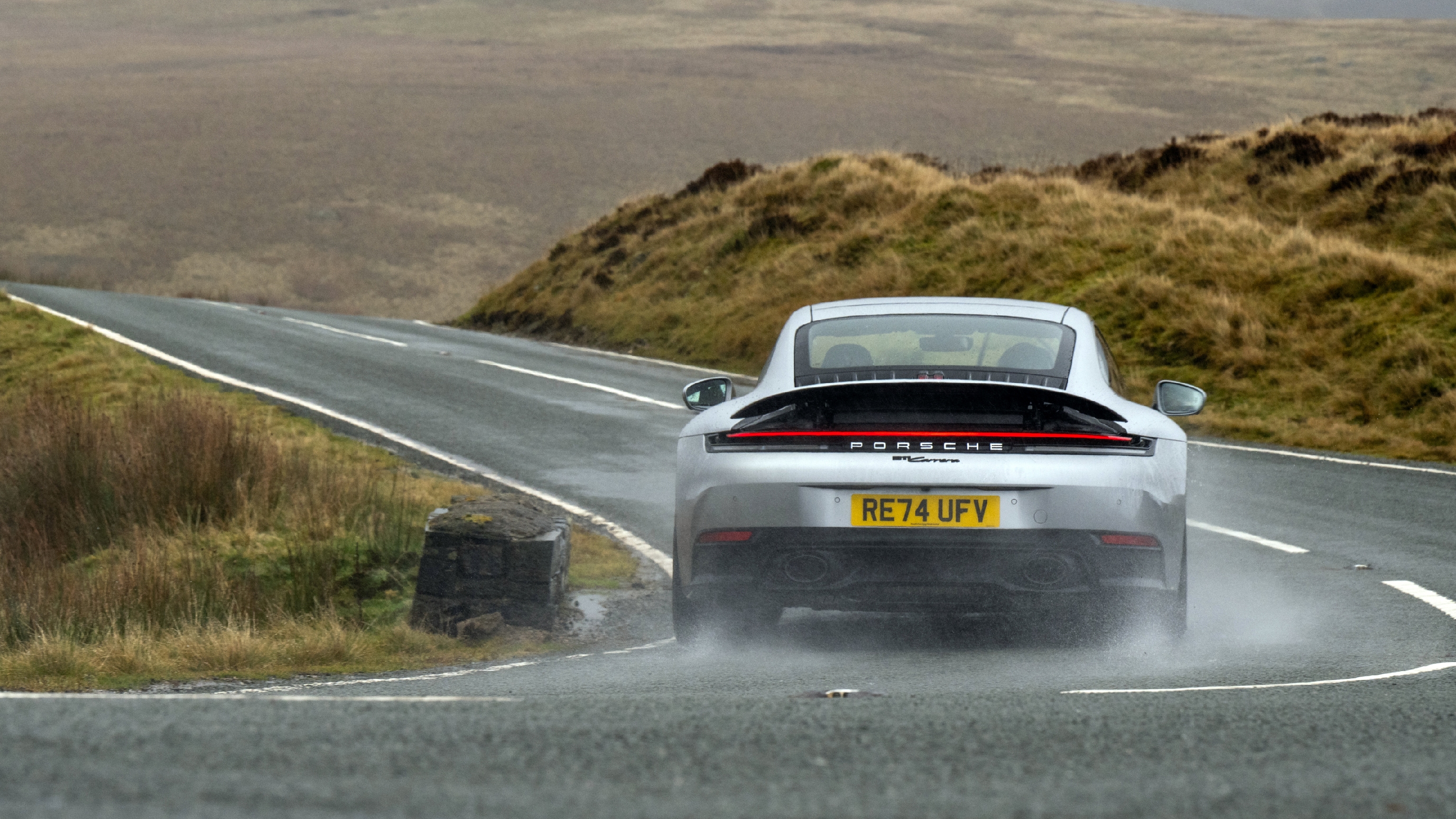 BMW M4 v Porsche 911 rear