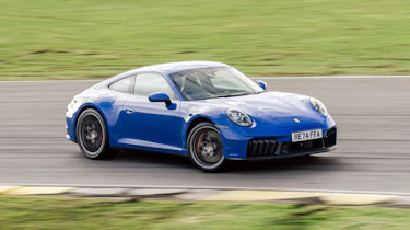 Porsche 911 Carrera 4 GTS front