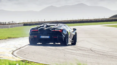 Lamborghini Revuelto rear