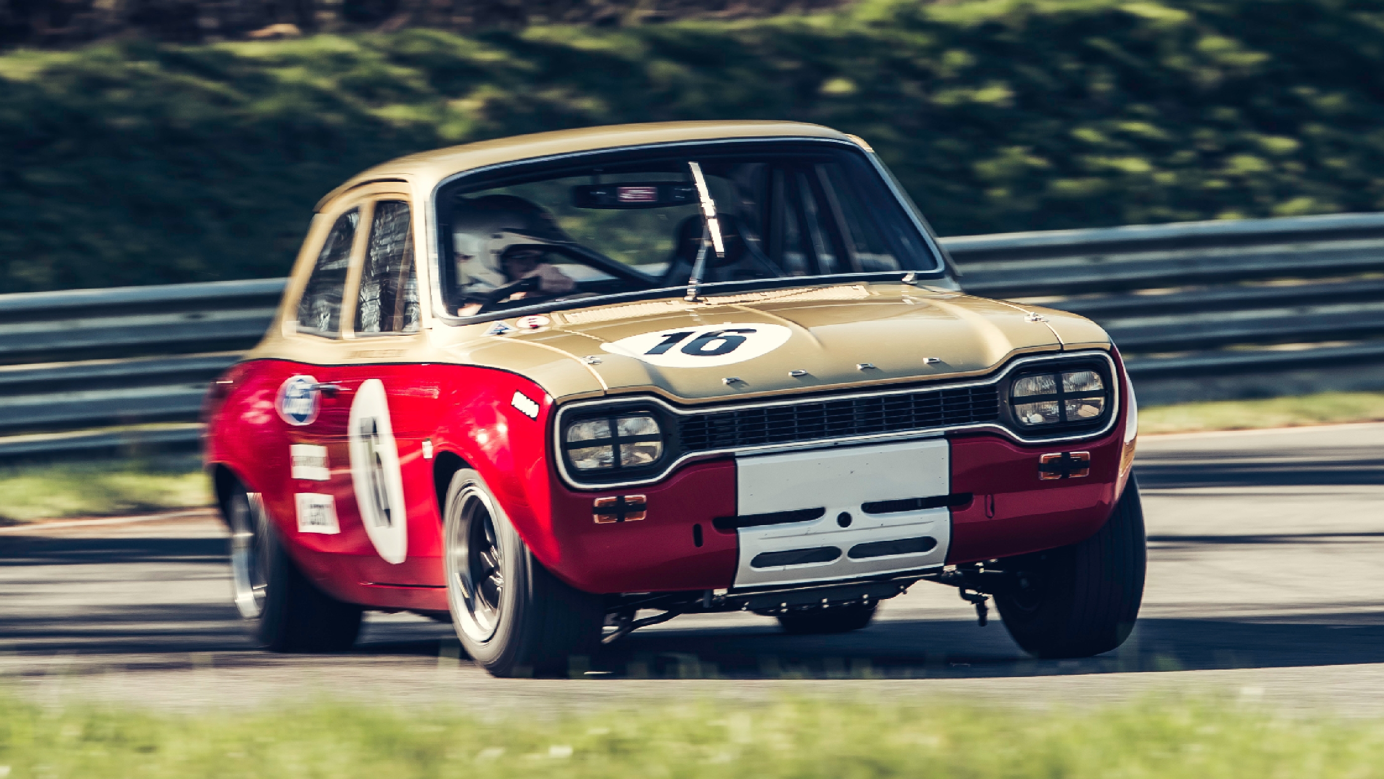 Ford Escort Alan Mann 68 – front